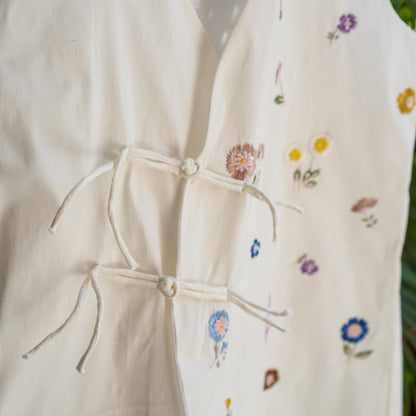 Chin Waist Coat